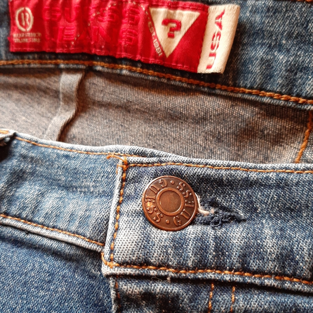 Guess Jeans - Picture 5 of 5